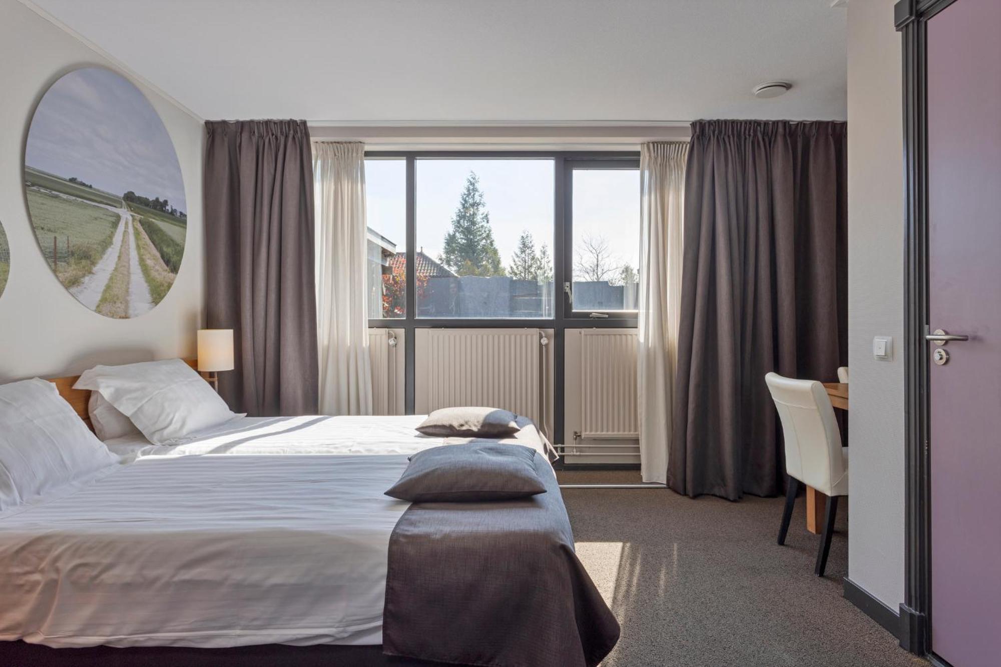 Hunzego Hotel Uithuizermeeden Buitenkant foto